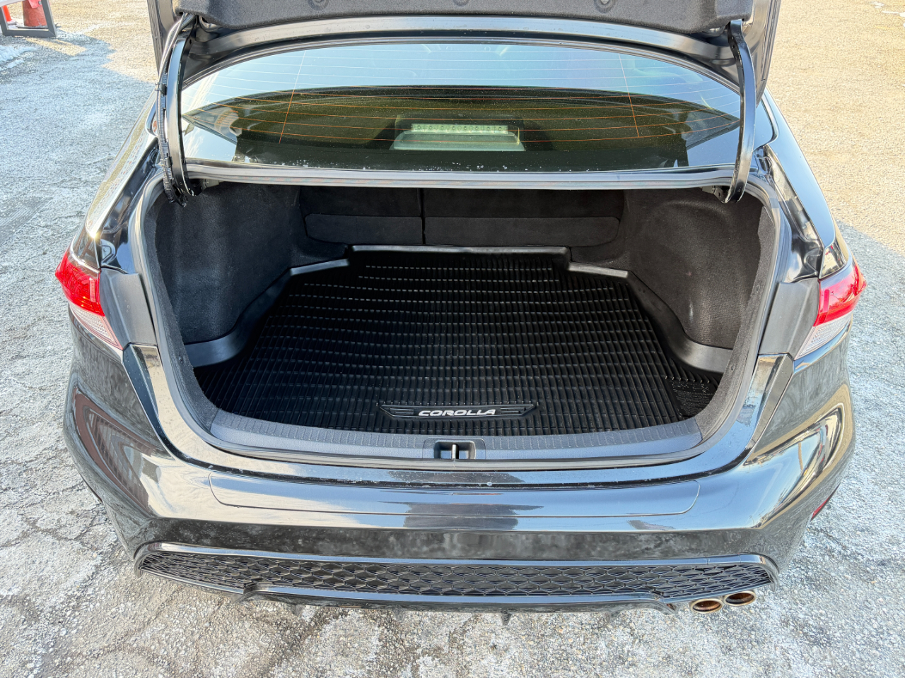 Toyota Corolla SE CVT (Natl) 2020