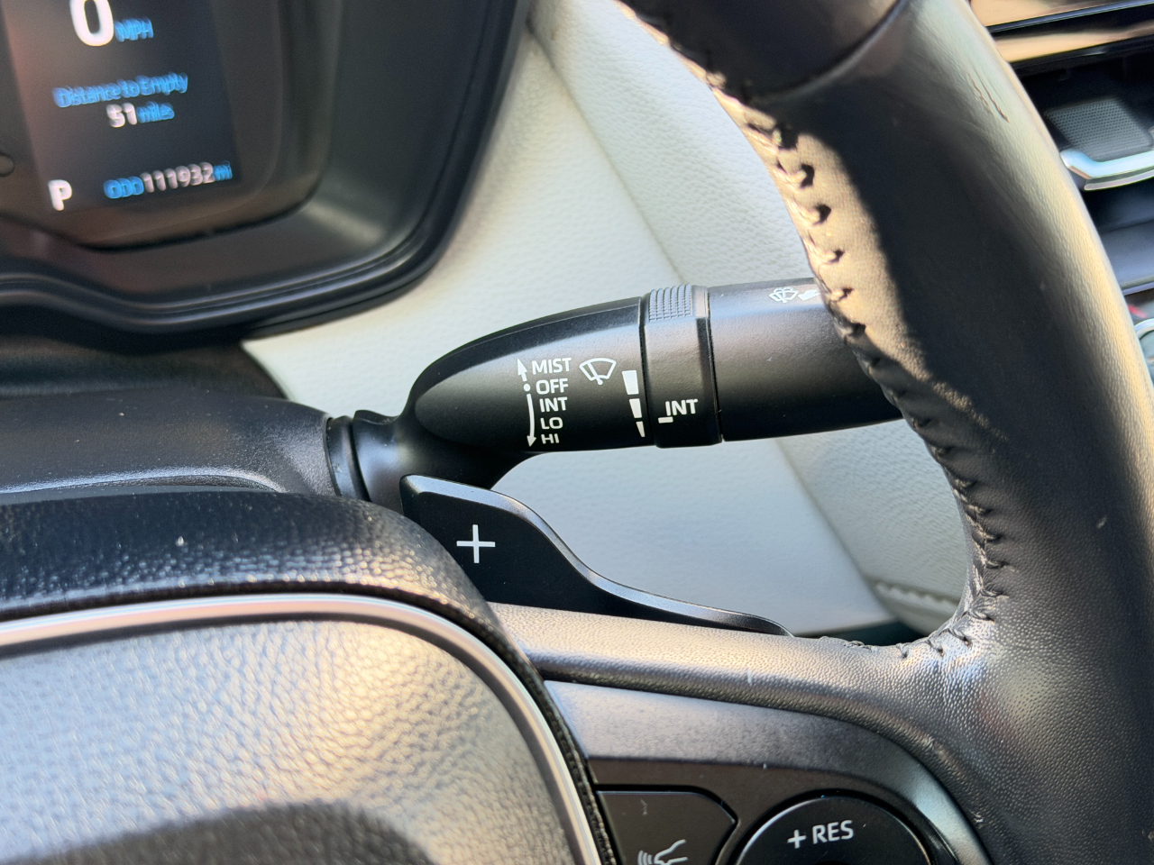 Toyota Corolla SE CVT (Natl) 2020