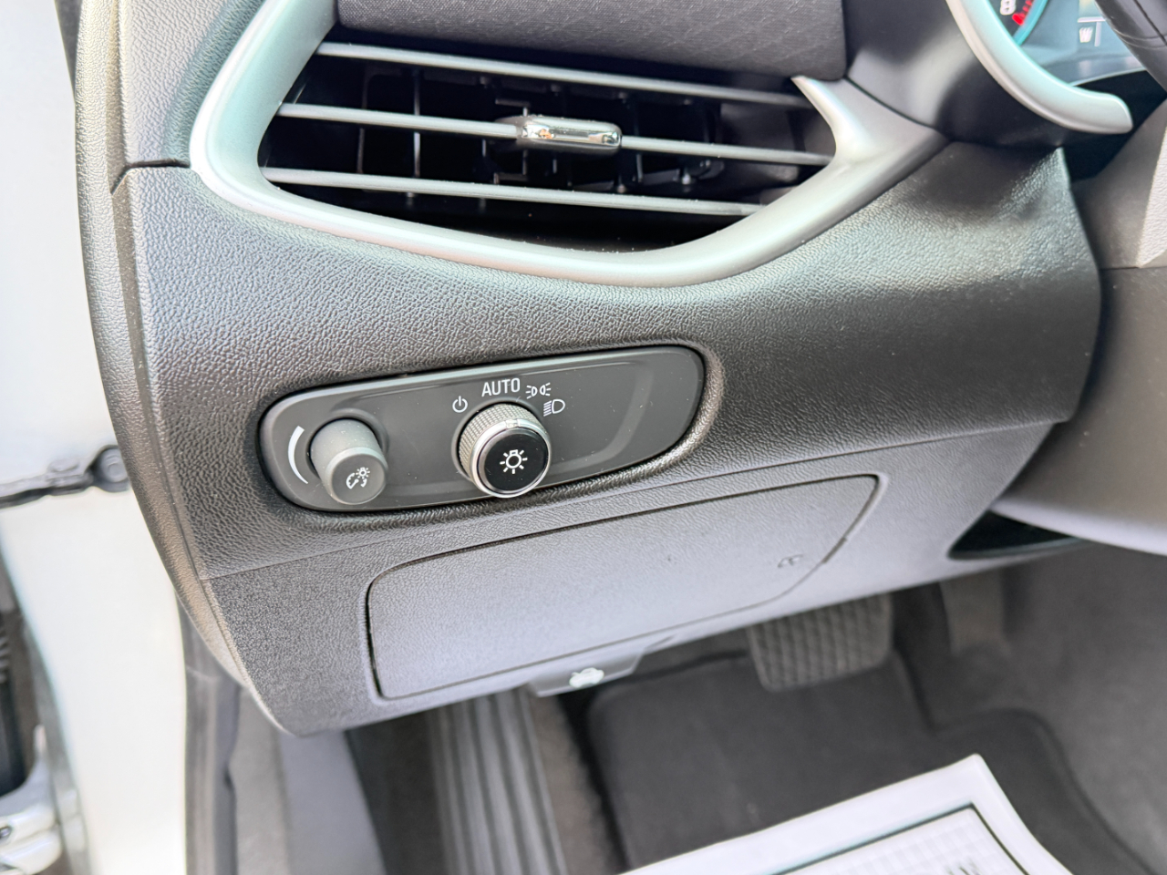 Chevrolet Malibu 4dr Sdn LT 2022