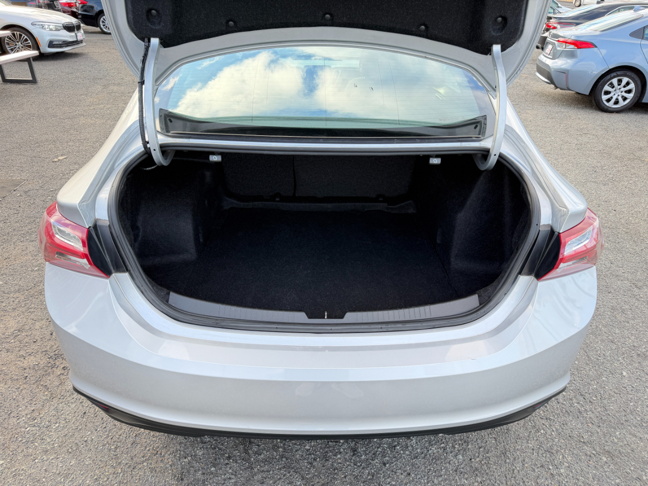 Chevrolet Malibu 4dr Sdn LT 2022