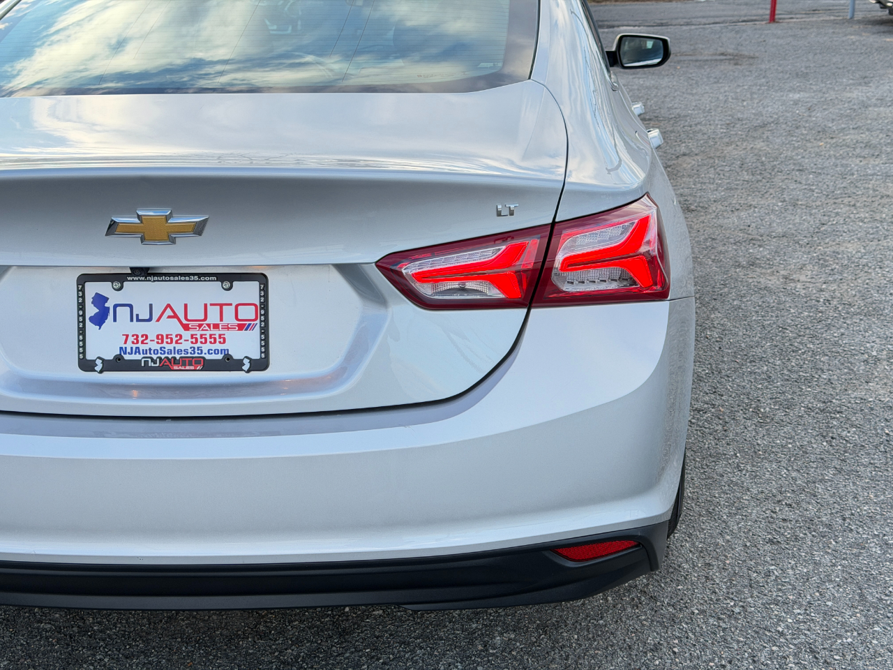 Chevrolet Malibu 4dr Sdn LT 2022