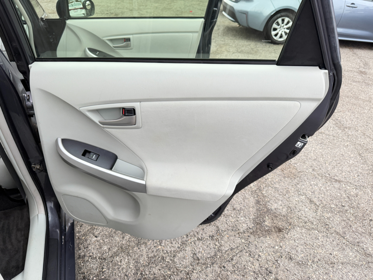 Toyota Prius Prius II 2012