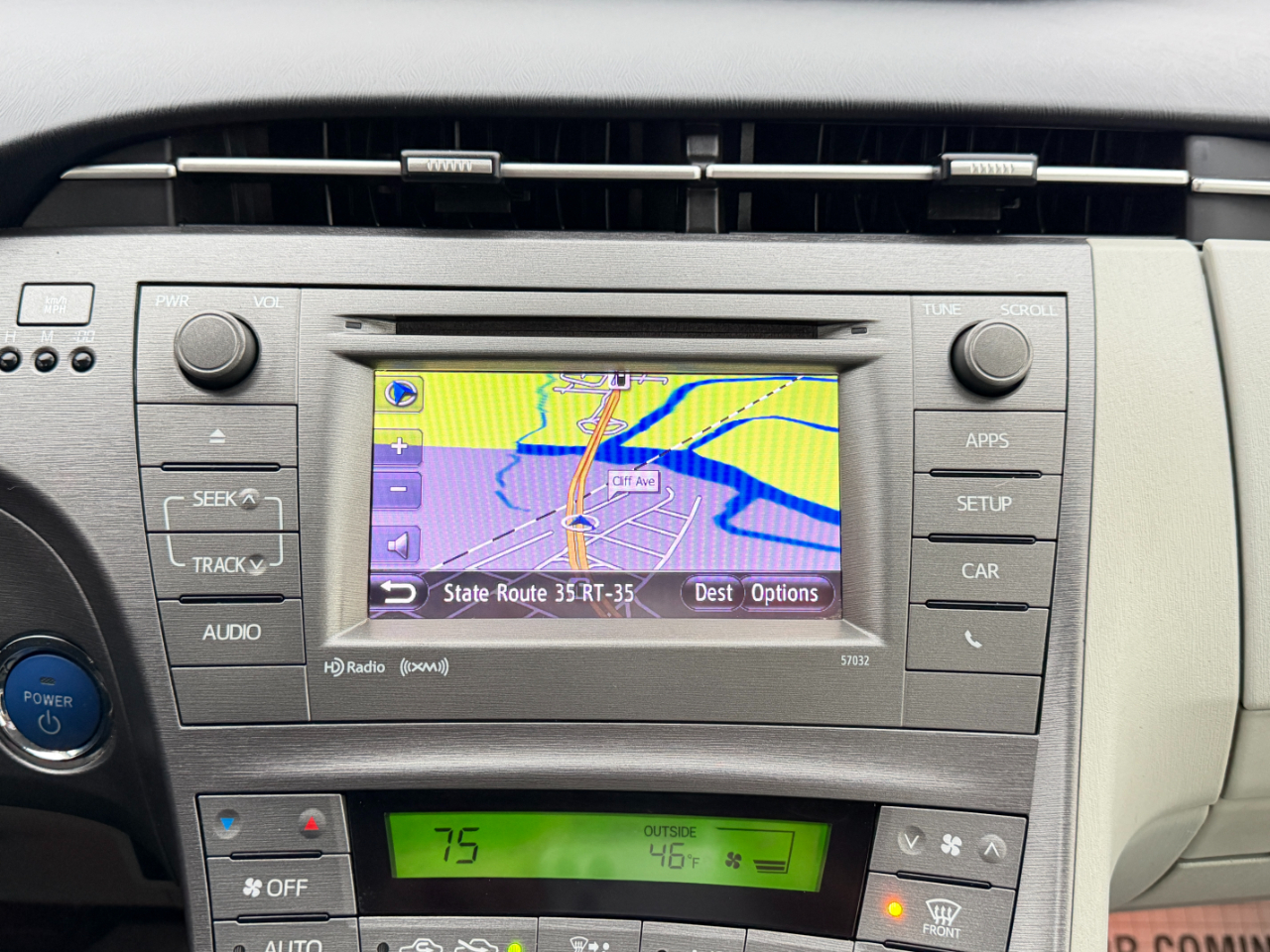 Toyota Prius Prius II 2012