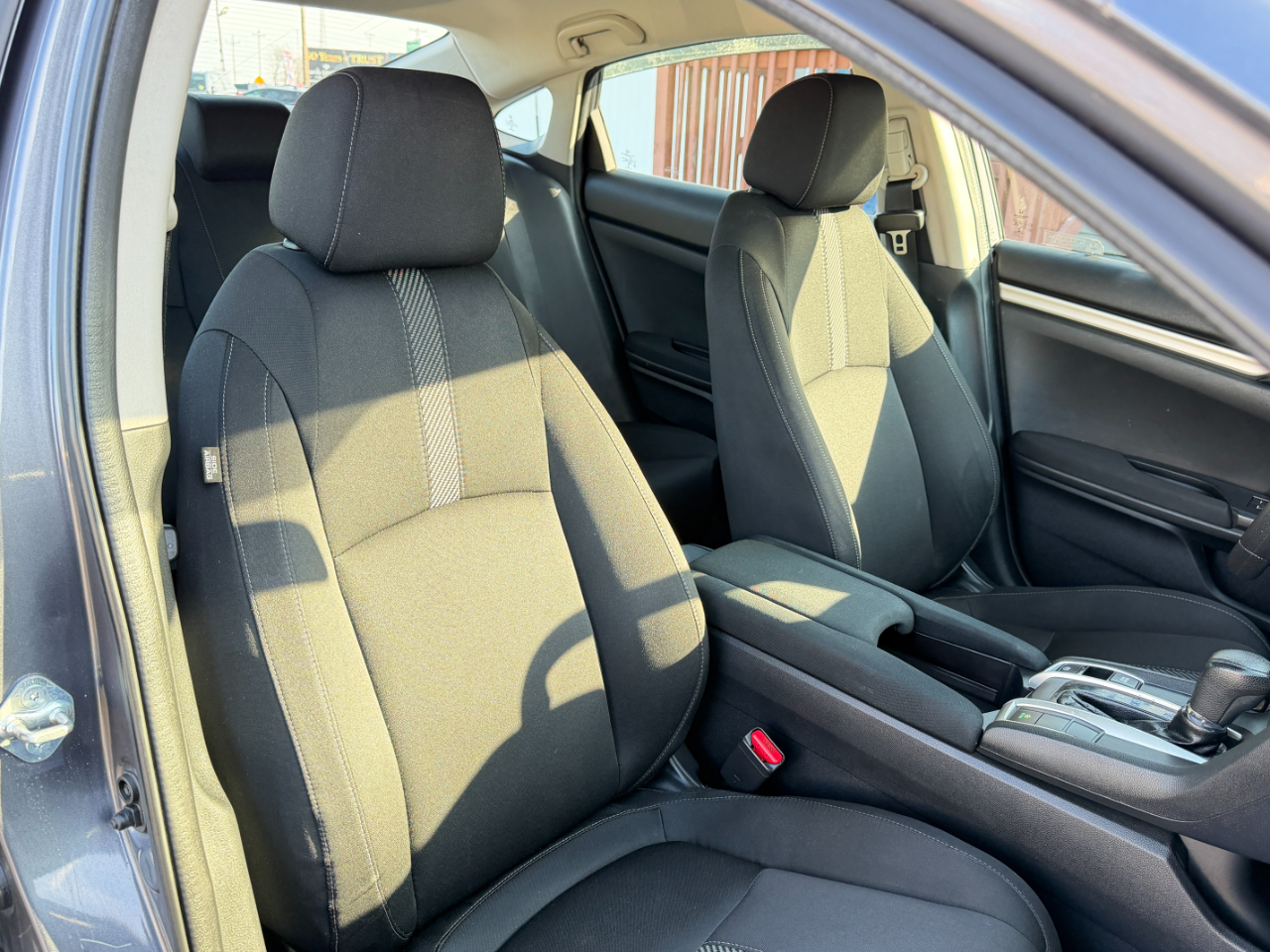 Honda Civic LX Sedan CVT 2017