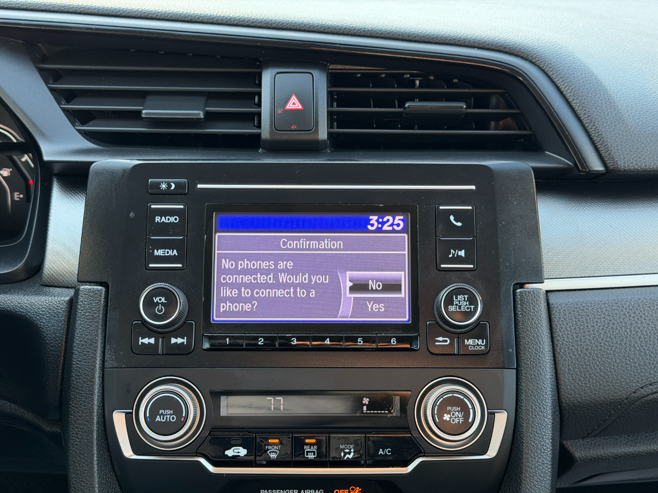 Honda Civic LX Sedan CVT 2017