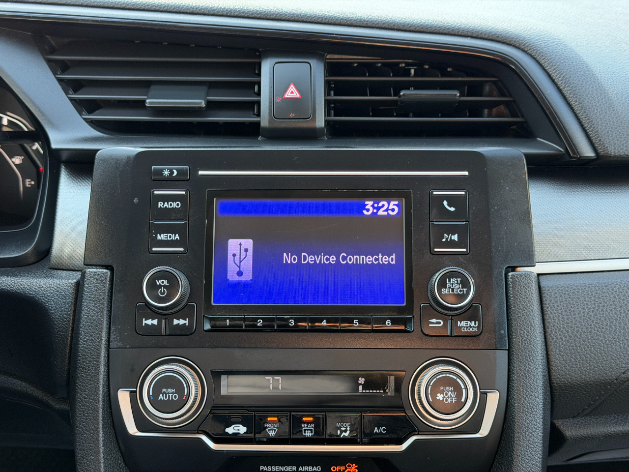 Honda Civic LX Sedan CVT 2017