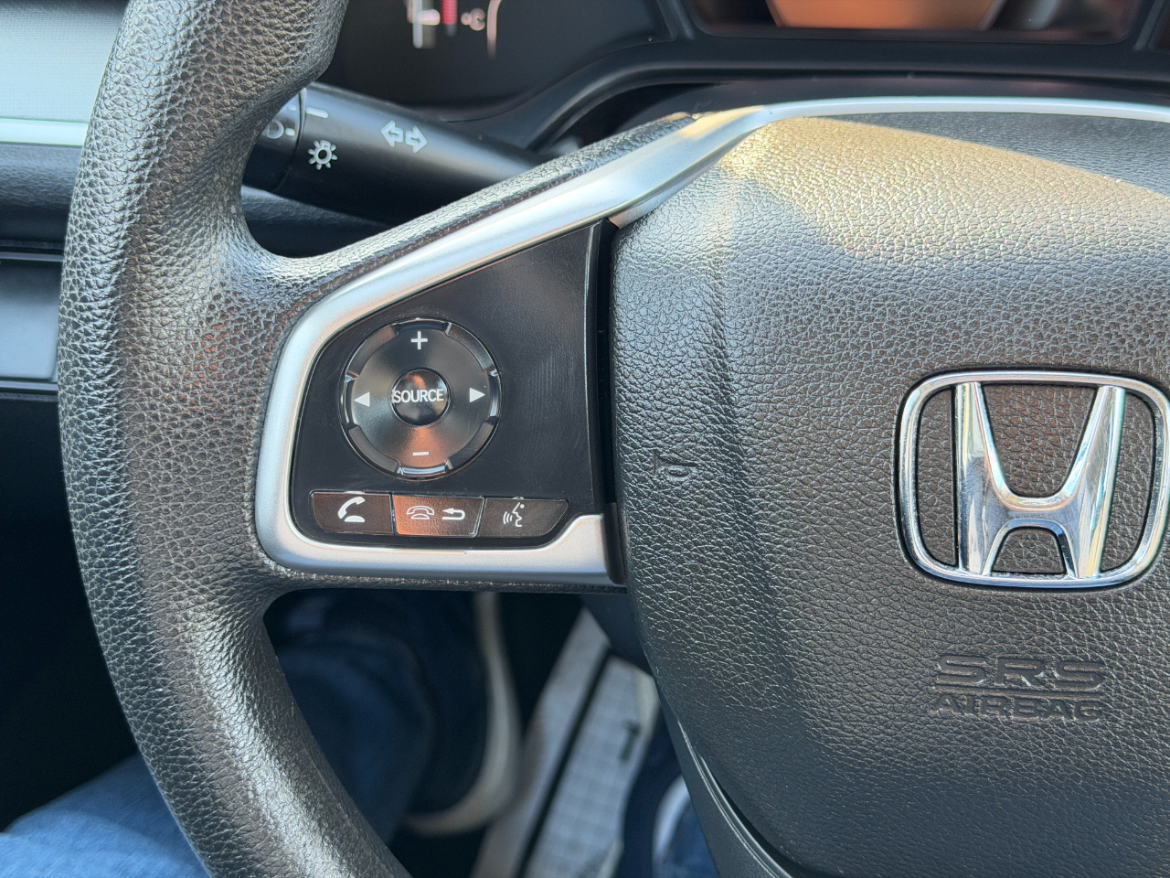 Honda Civic LX Sedan CVT 2017