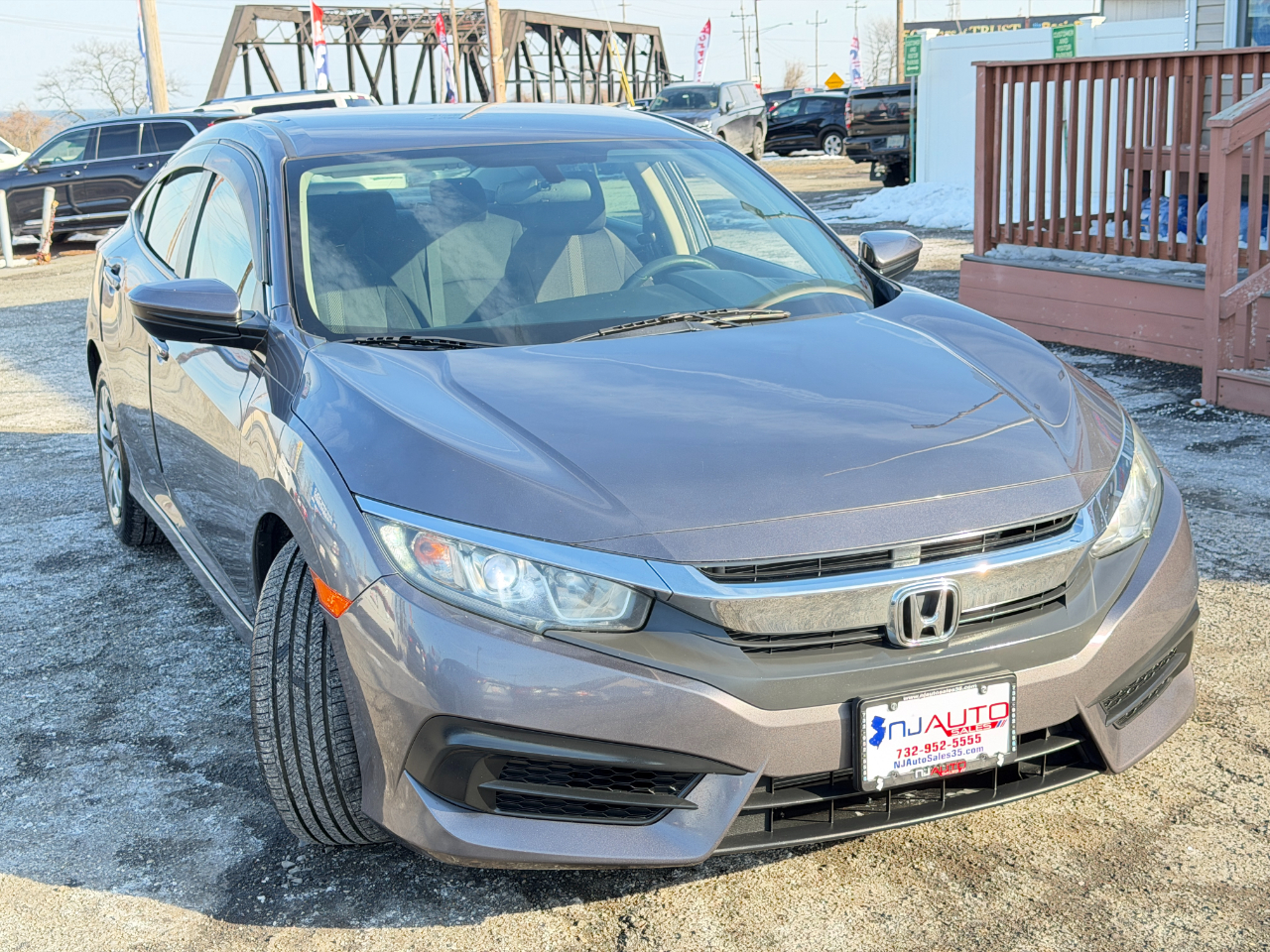 Honda Civic LX Sedan CVT 2017