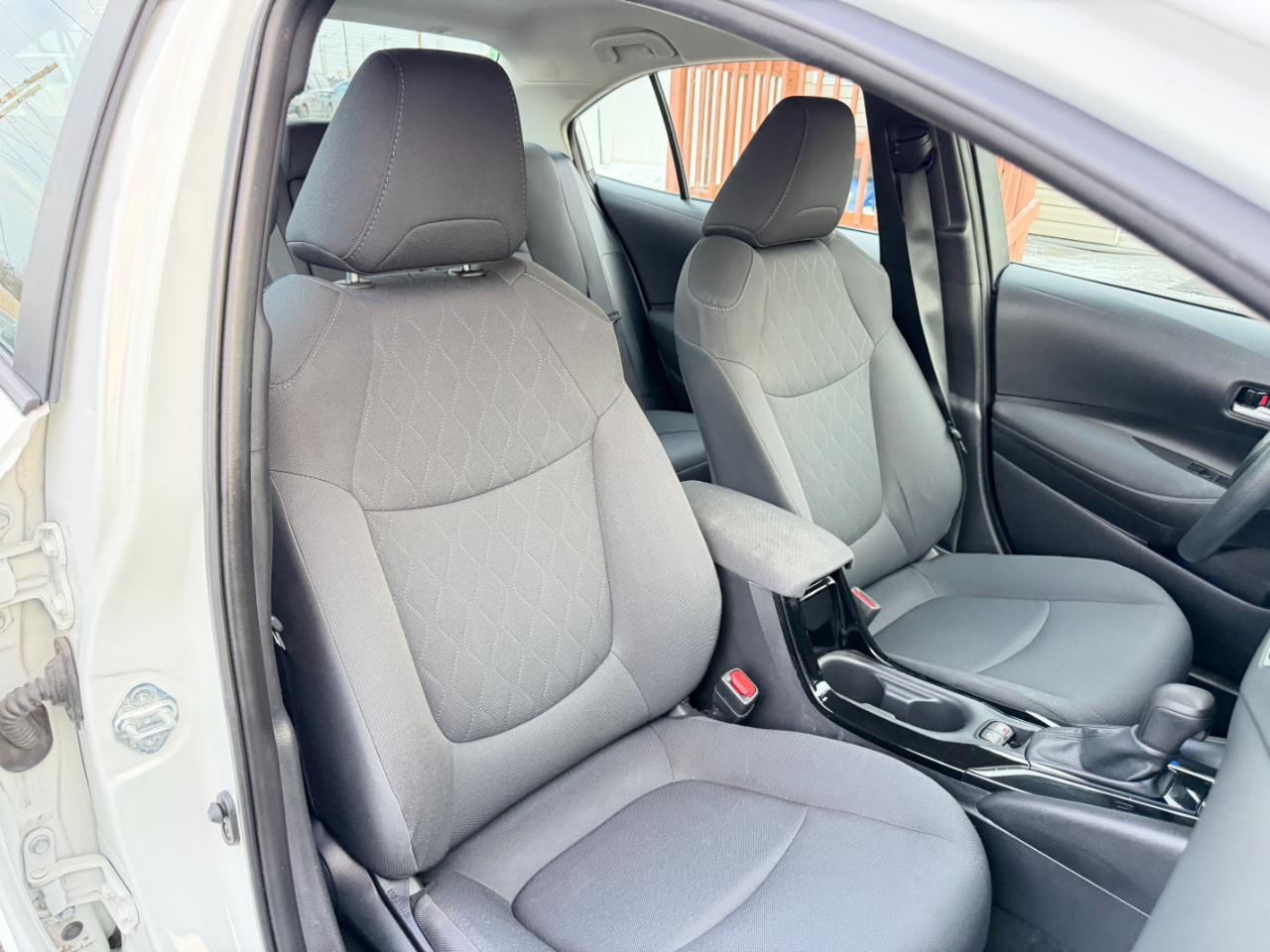 Toyota Corolla LE 2021