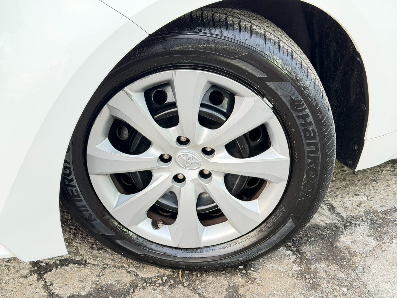 Toyota Corolla LE 2021