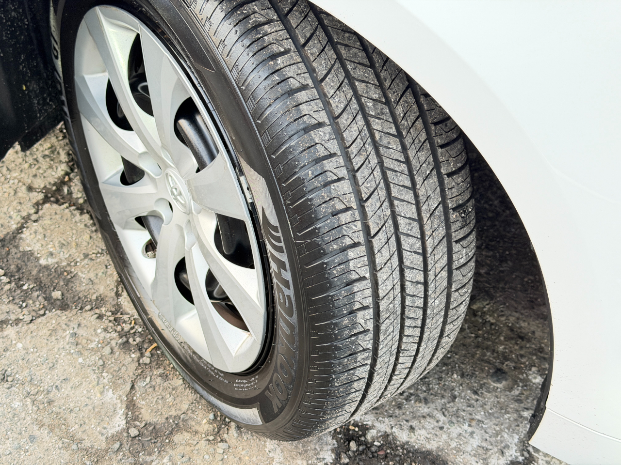 Toyota Corolla LE 2021