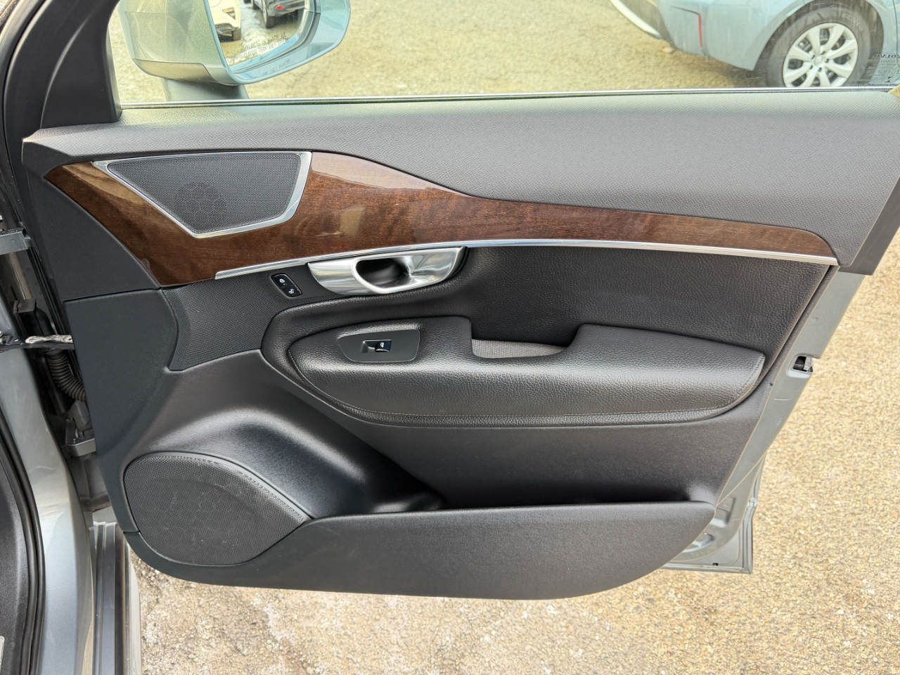 Volvo XC90 AWD 4dr T6 Momentum 2016