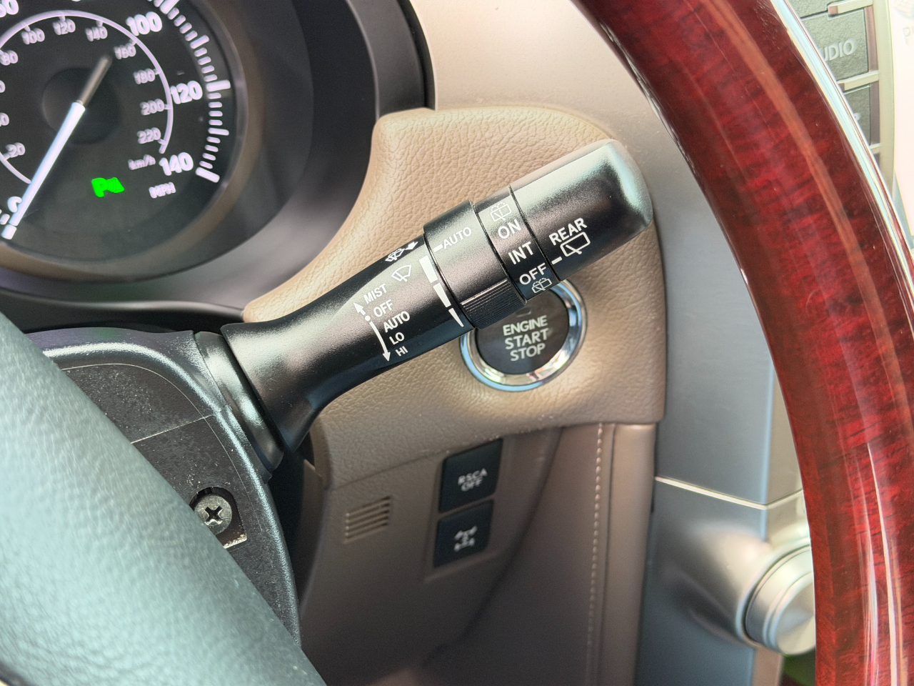 Lexus GX 460 4WD 4dr 2013