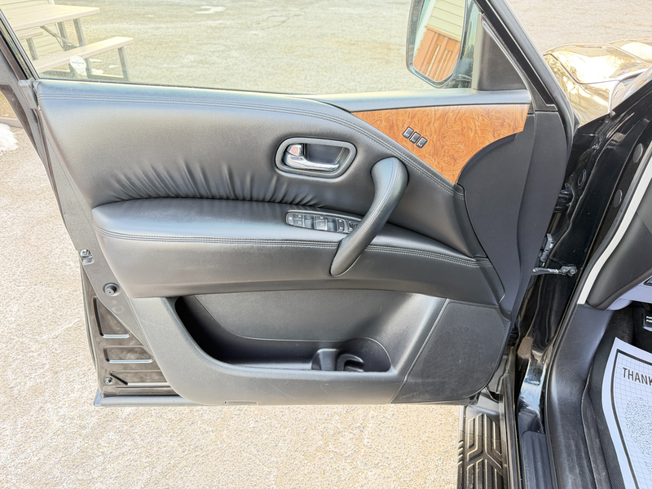 Nissan Armada 4x4 SL 2021