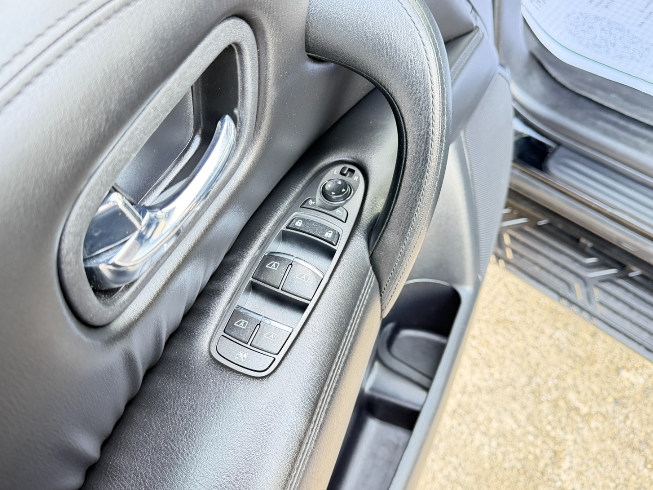 Nissan Armada 4x4 SL 2021