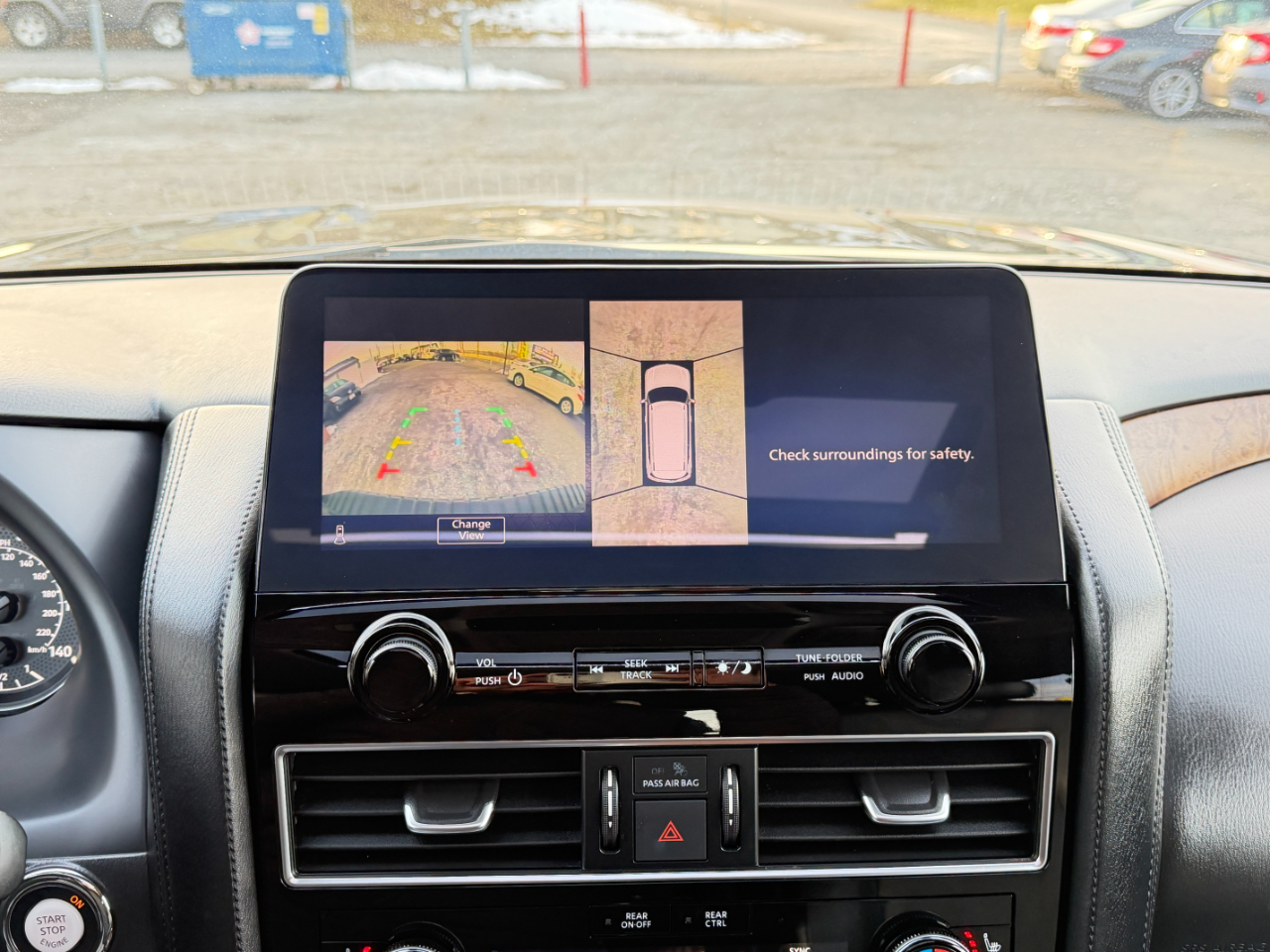 Nissan Armada 4x4 SL 2021