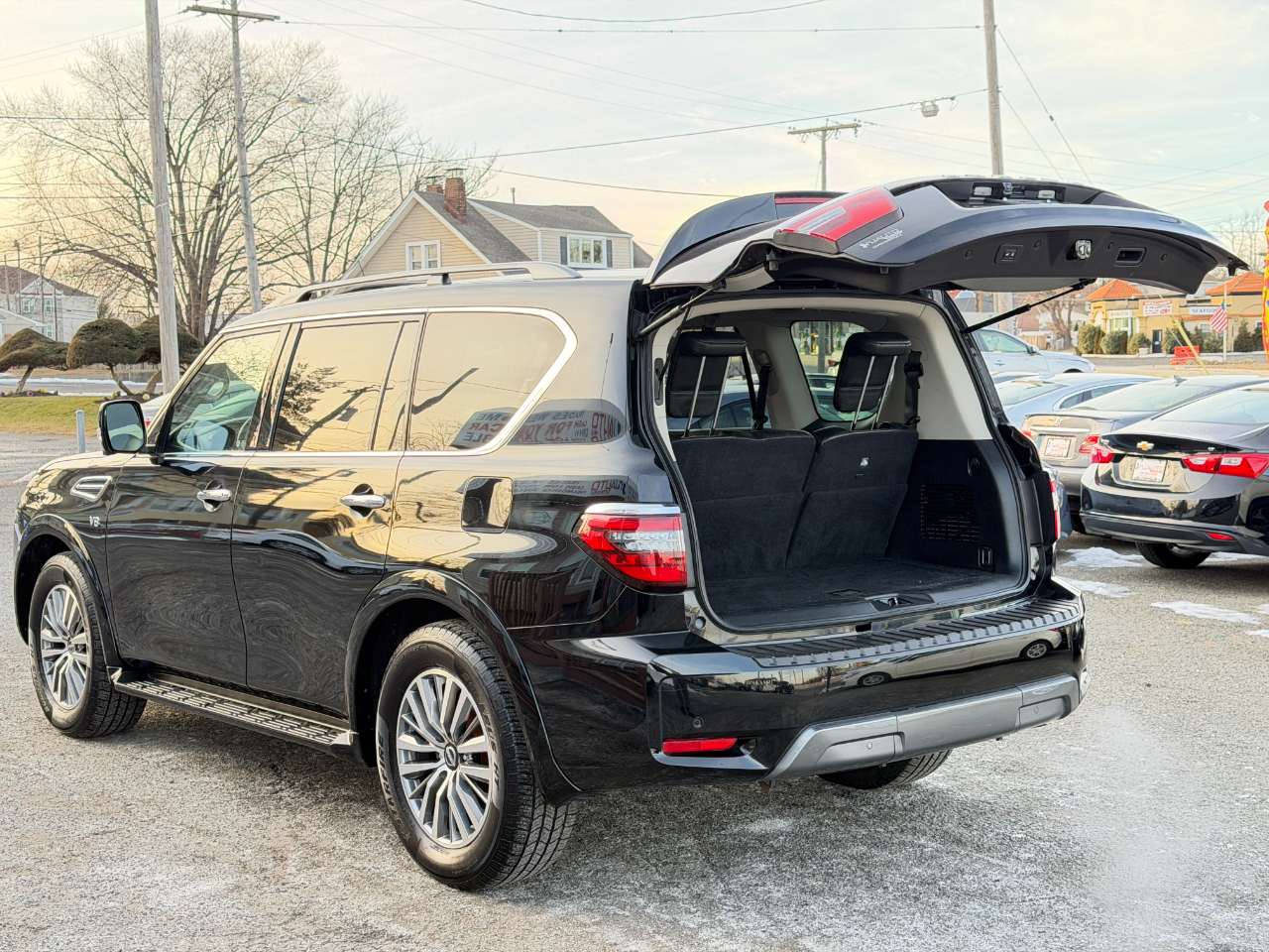 Nissan Armada 4x4 SL 2021