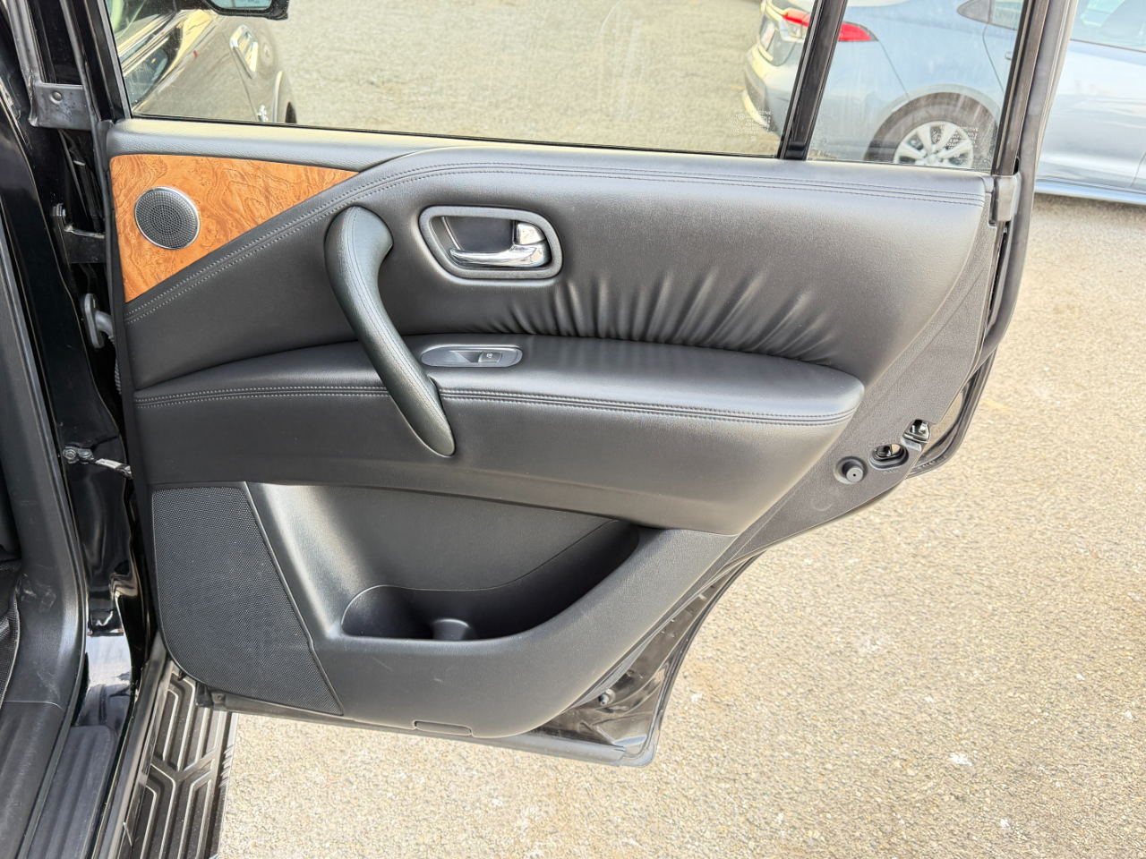 Nissan Armada 4x4 SL 2021