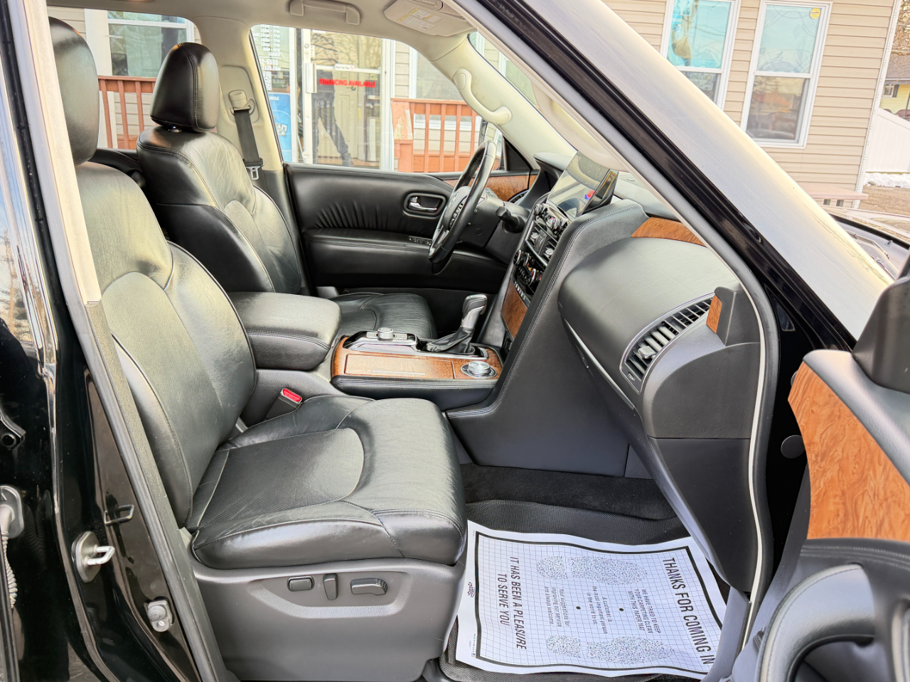 Nissan Armada 4x4 SL 2021