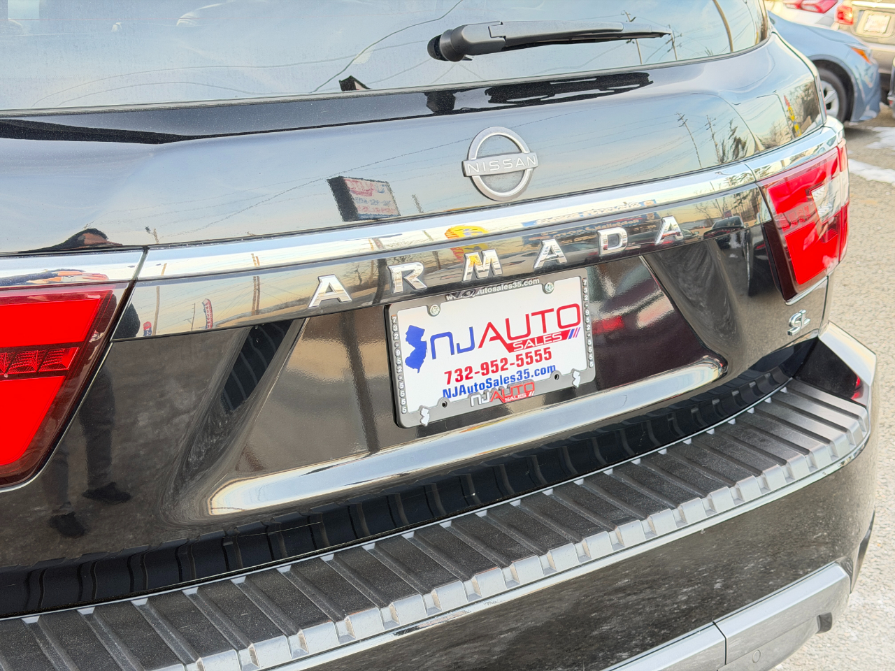 Nissan Armada 4x4 SL 2021