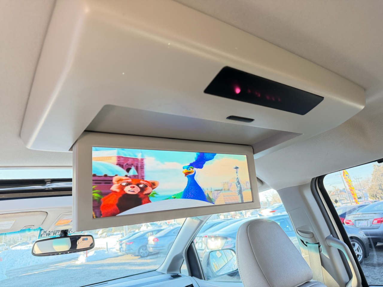 Toyota Sienna XLE Premium FWD 8-Passenger (Natl) 2017