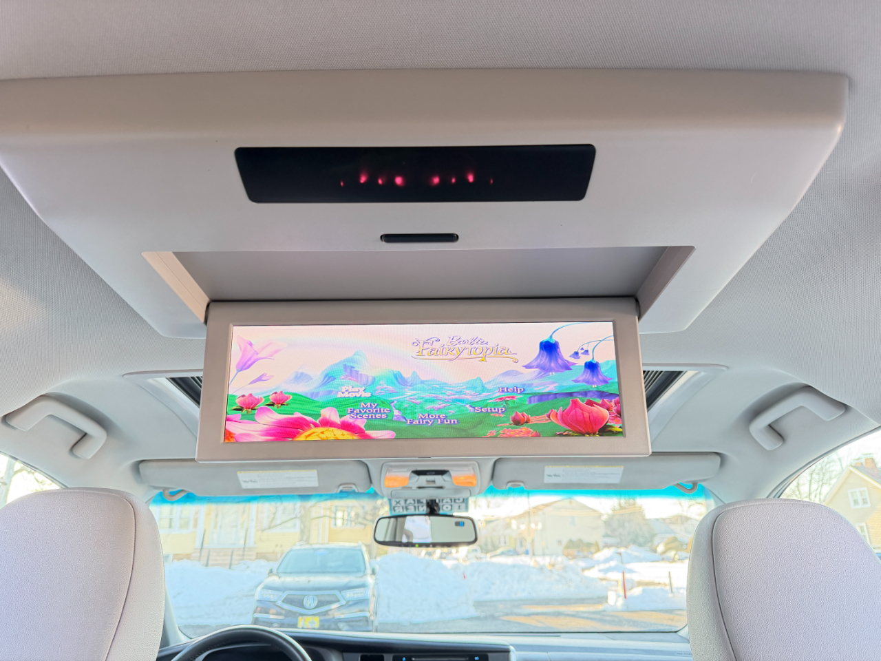 Toyota Sienna XLE Premium FWD 8-Passenger (Natl) 2017