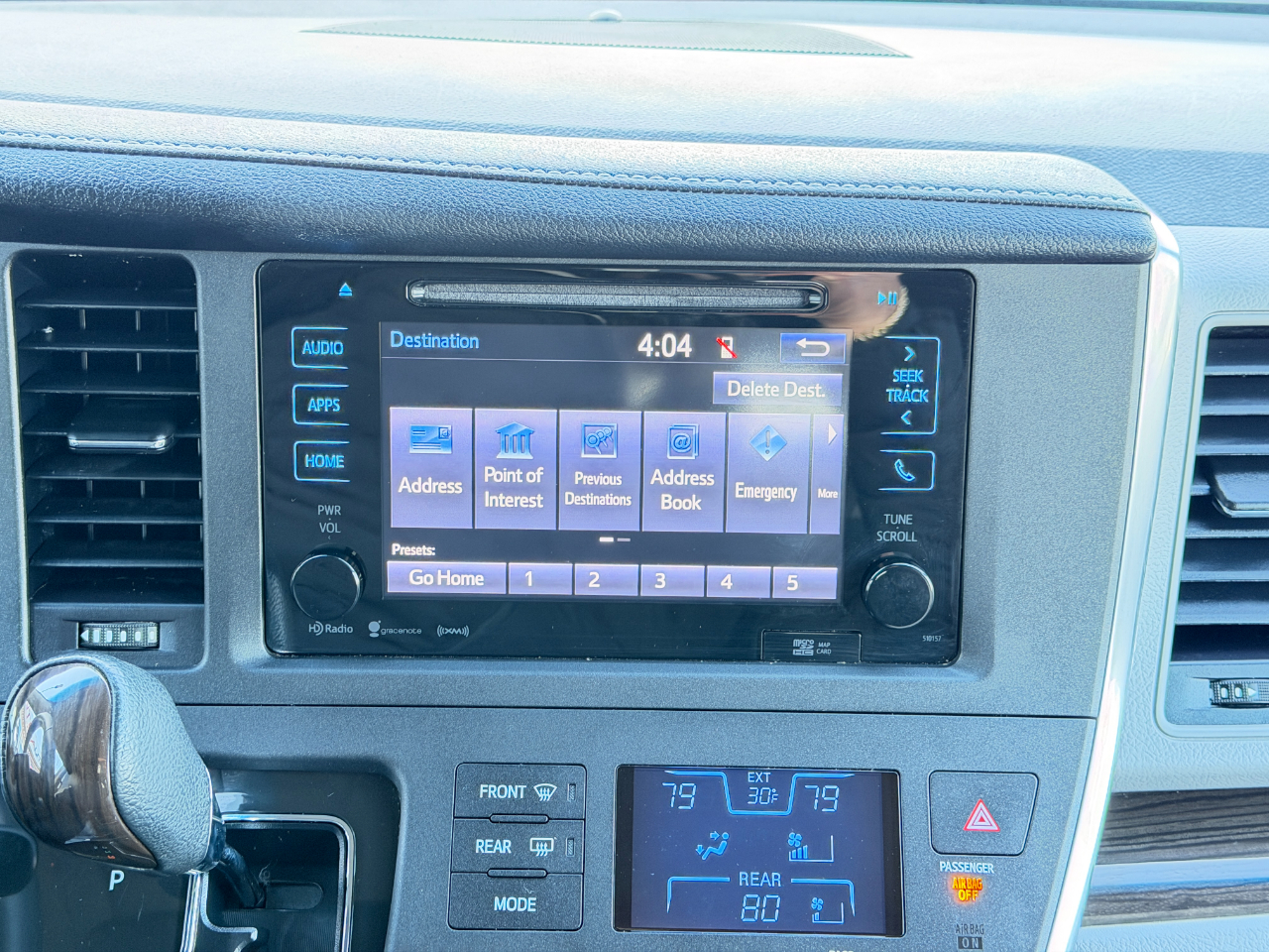 Toyota Sienna XLE Premium FWD 8-Passenger (Natl) 2017