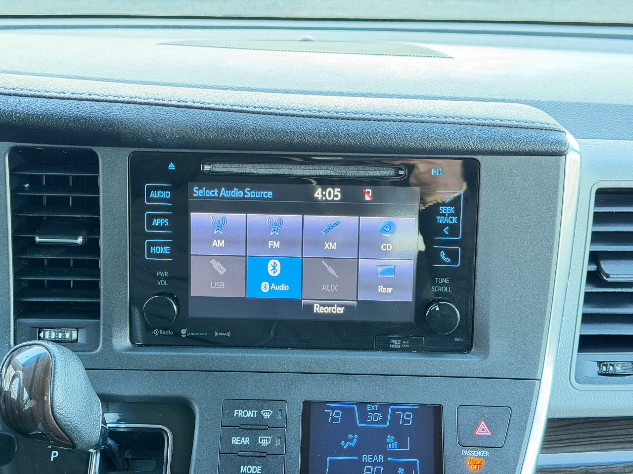 Toyota Sienna XLE Premium FWD 8-Passenger (Natl) 2017