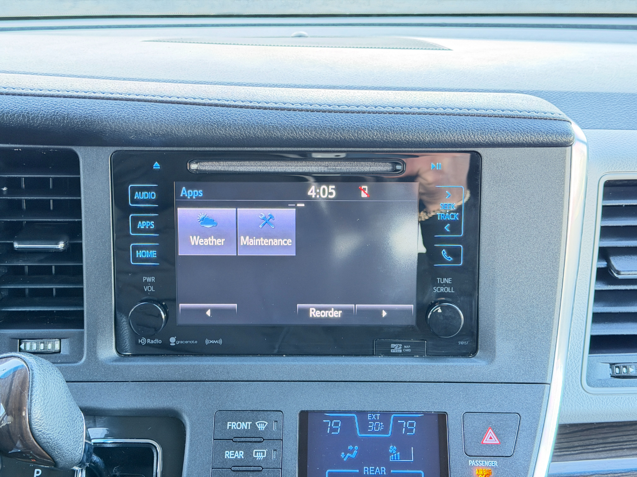 Toyota Sienna XLE Premium FWD 8-Passenger (Natl) 2017