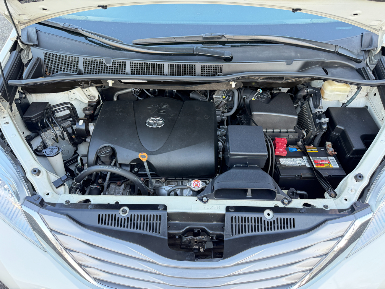 Toyota Sienna XLE Premium FWD 8-Passenger (Natl) 2017