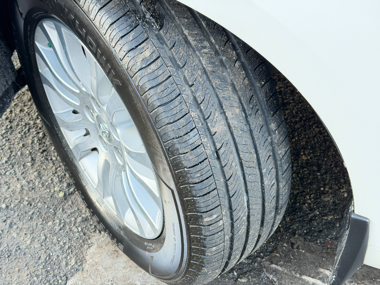 Toyota Sienna XLE Premium FWD 8-Passenger (Natl) 2017