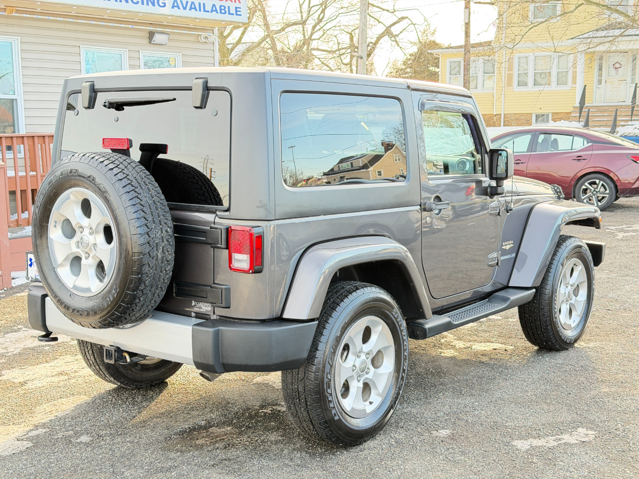 Jeep Wrangler 4WD 2dr Sahara 2014