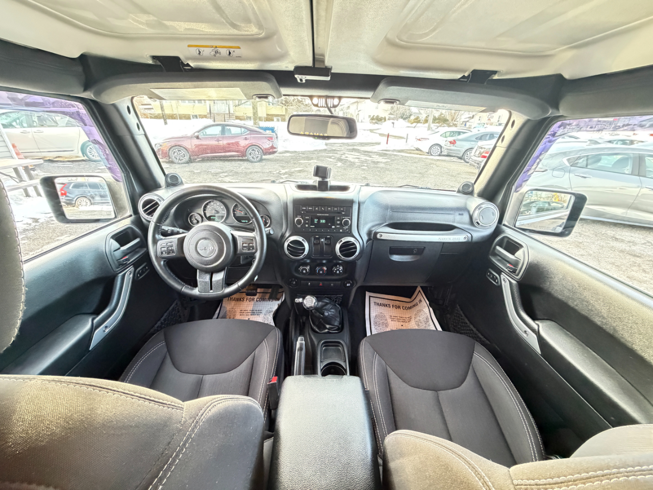 Jeep Wrangler 4WD 2dr Sahara 2014