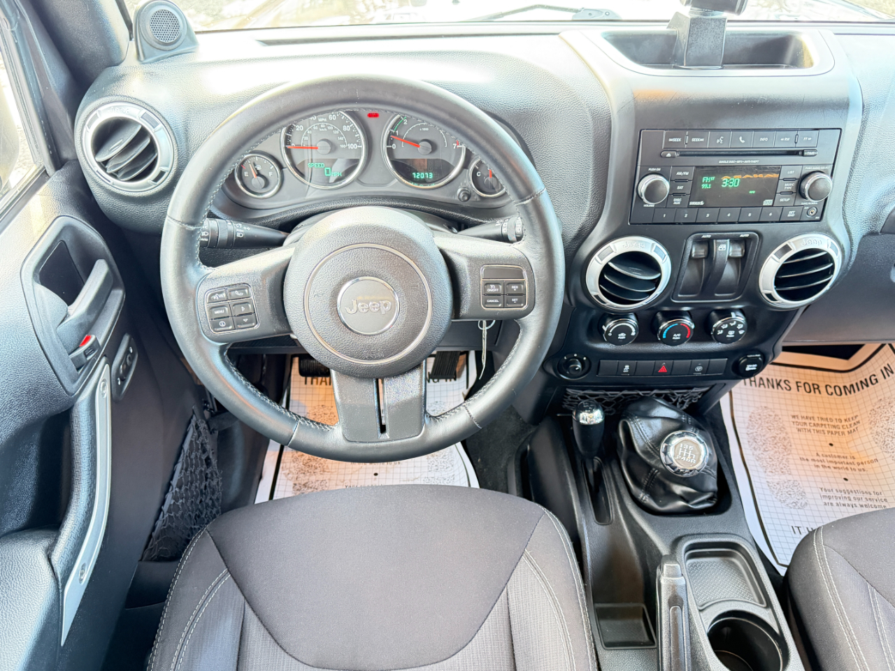 Jeep Wrangler 4WD 2dr Sahara 2014