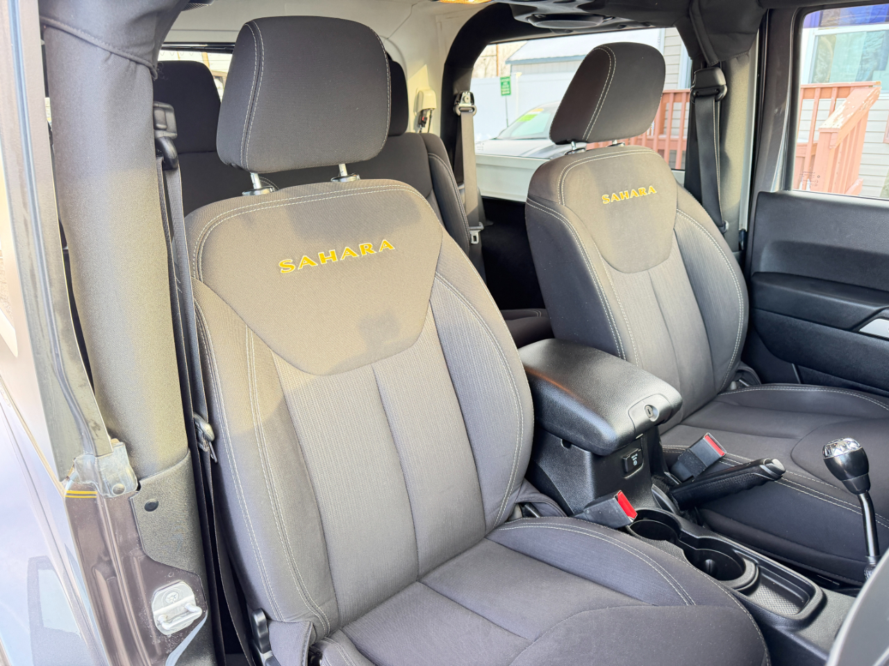 Jeep Wrangler 4WD 2dr Sahara 2014