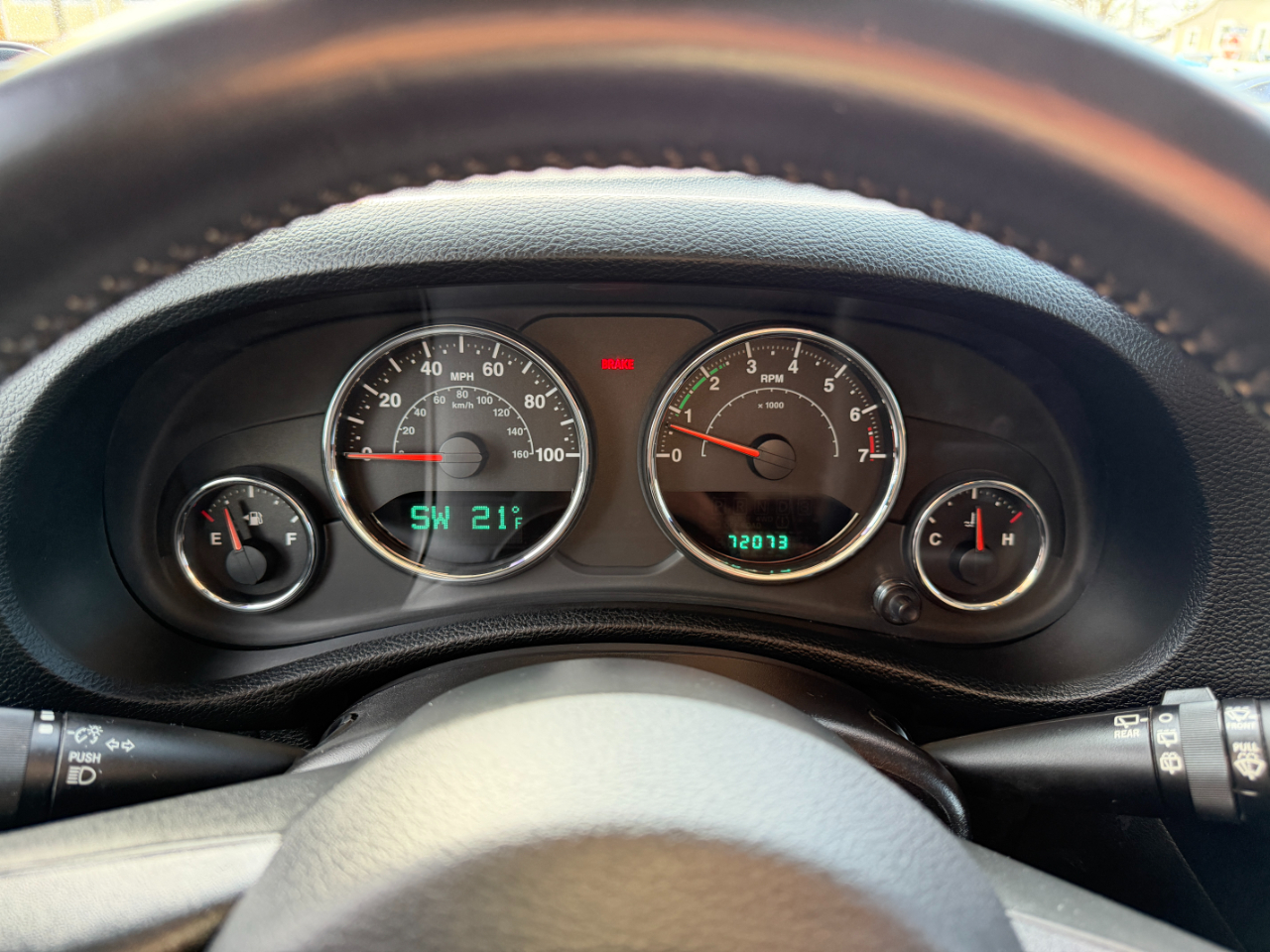 Jeep Wrangler 4WD 2dr Sahara 2014