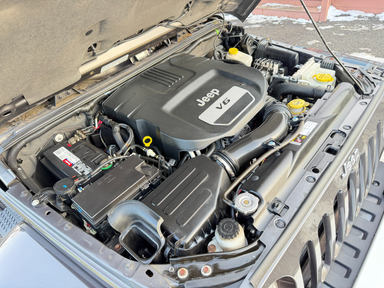 Jeep Wrangler 4WD 2dr Sahara 2014