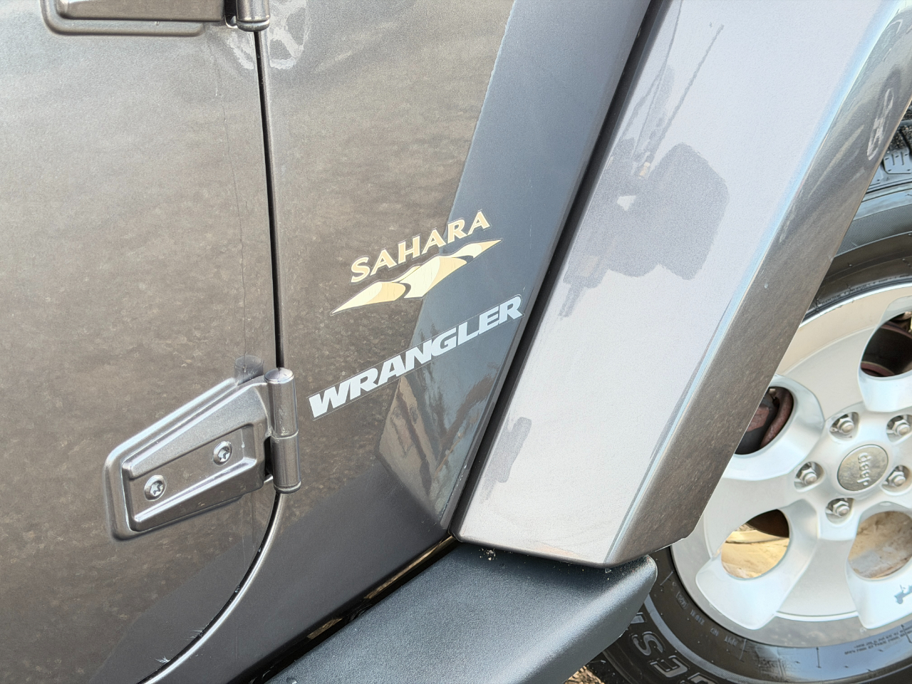 Jeep Wrangler 4WD 2dr Sahara 2014