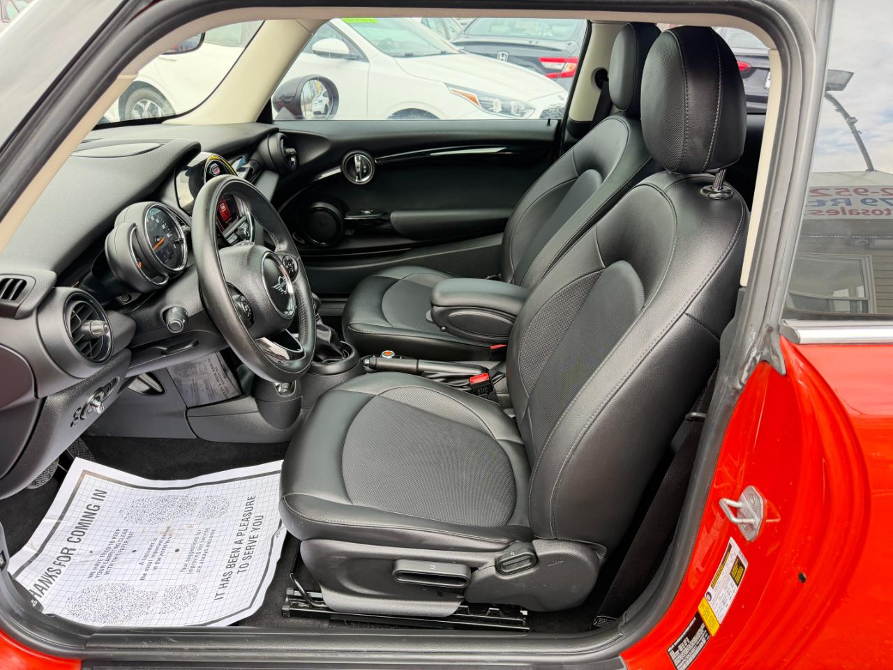 MINI Hardtop 2 Door Cooper FWD 2019