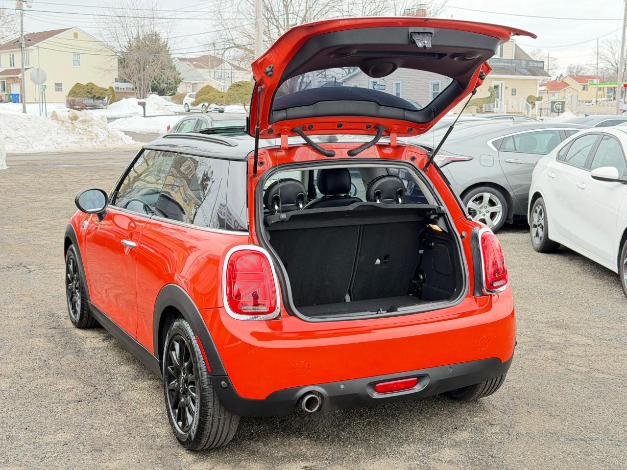MINI Hardtop 2 Door Cooper FWD 2019