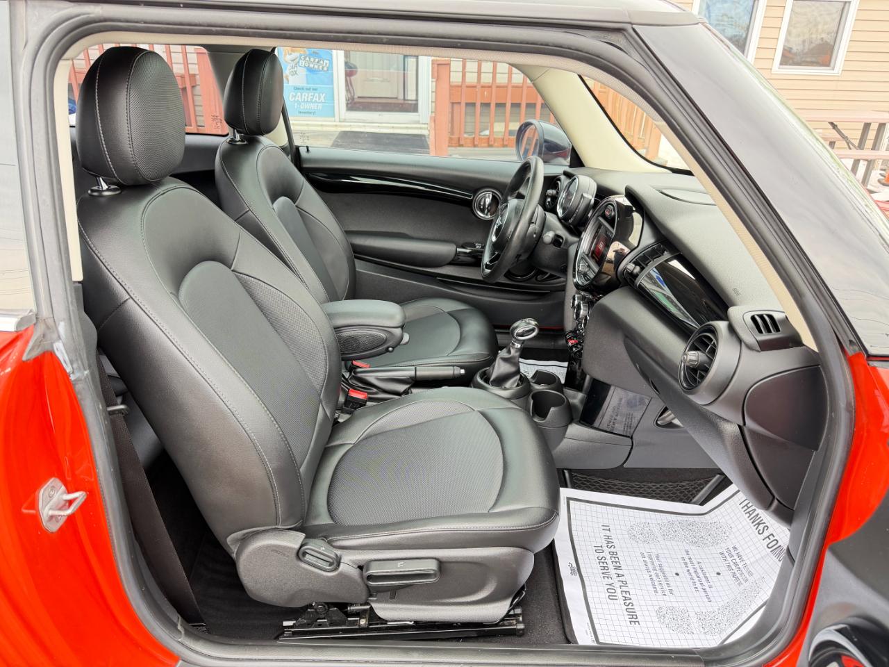 MINI Hardtop 2 Door Cooper FWD 2019