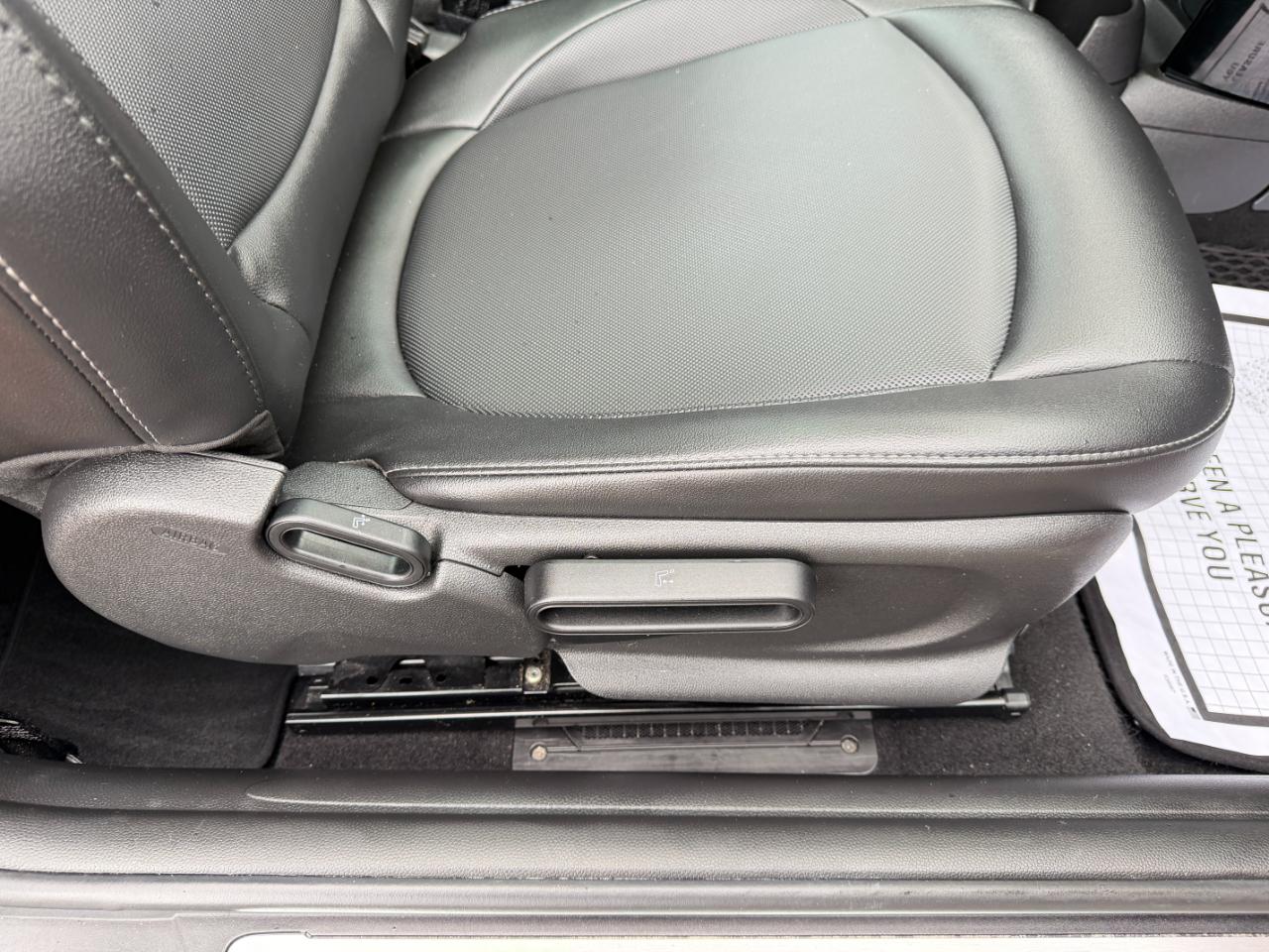 MINI Hardtop 2 Door Cooper FWD 2019