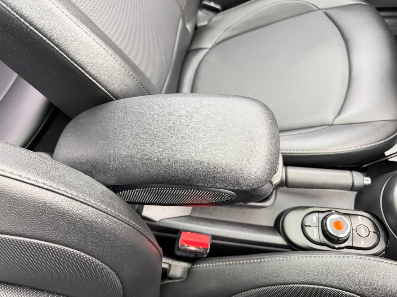 MINI Hardtop 2 Door Cooper FWD 2019