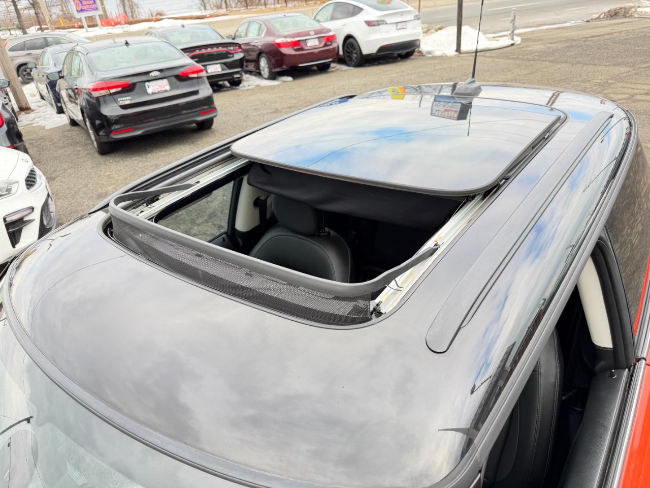 MINI Hardtop 2 Door Cooper FWD 2019