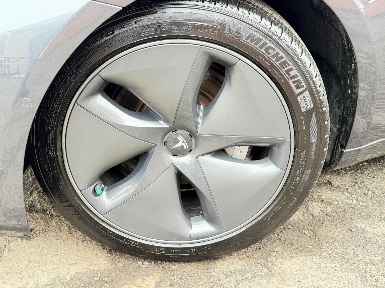 Tesla Model 3 Long Range Battery AWD 2018