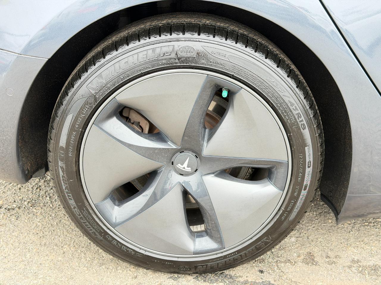 Tesla Model 3 Long Range Battery AWD 2018