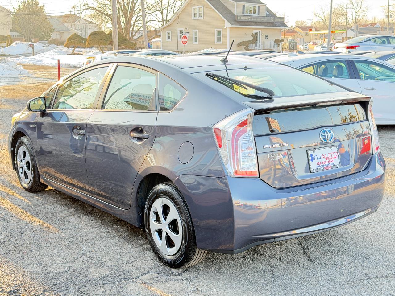 Toyota Prius 5dr HB One (Natl) 2013
