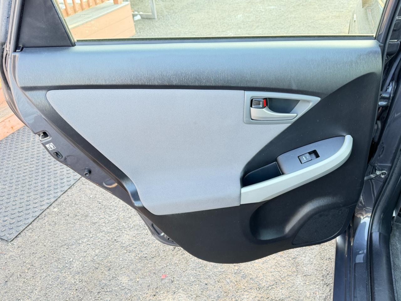 Toyota Prius 5dr HB One (Natl) 2013