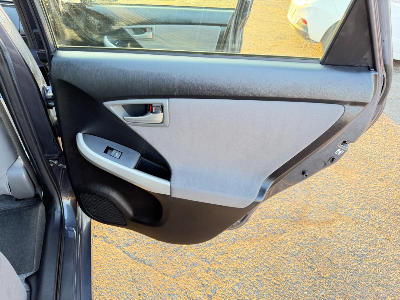 Toyota Prius 5dr HB One (Natl) 2013