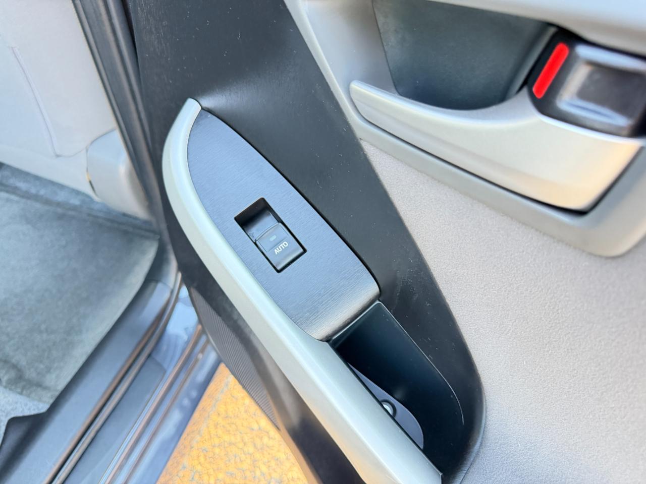 Toyota Prius 5dr HB One (Natl) 2013